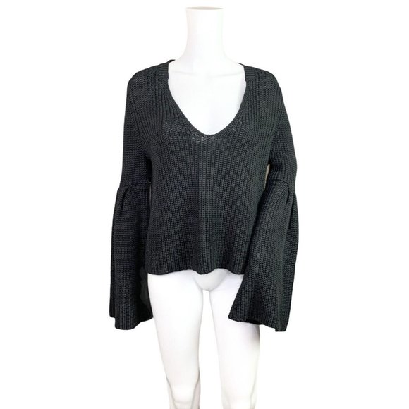 Free People Damsel Black Long Bell Sleeve V-Neck Crop Sweater Size Small - Picture 1 of 6